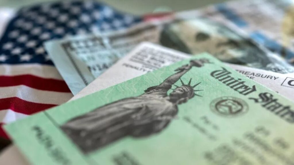 ¿Por qué hay tanta confusión sobre la cantidad de $2,000?